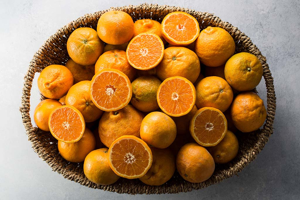 Ojai Pixie oranges in a basket. 