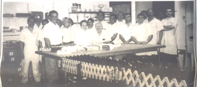 Hoff's Bakery Historical Group Photo