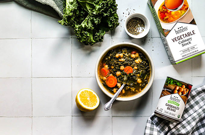 Chickpea Soup with Kale 